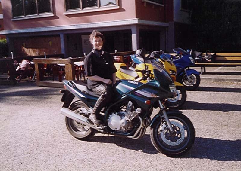 Karina uebt schon mal in Morsbron-les Bains